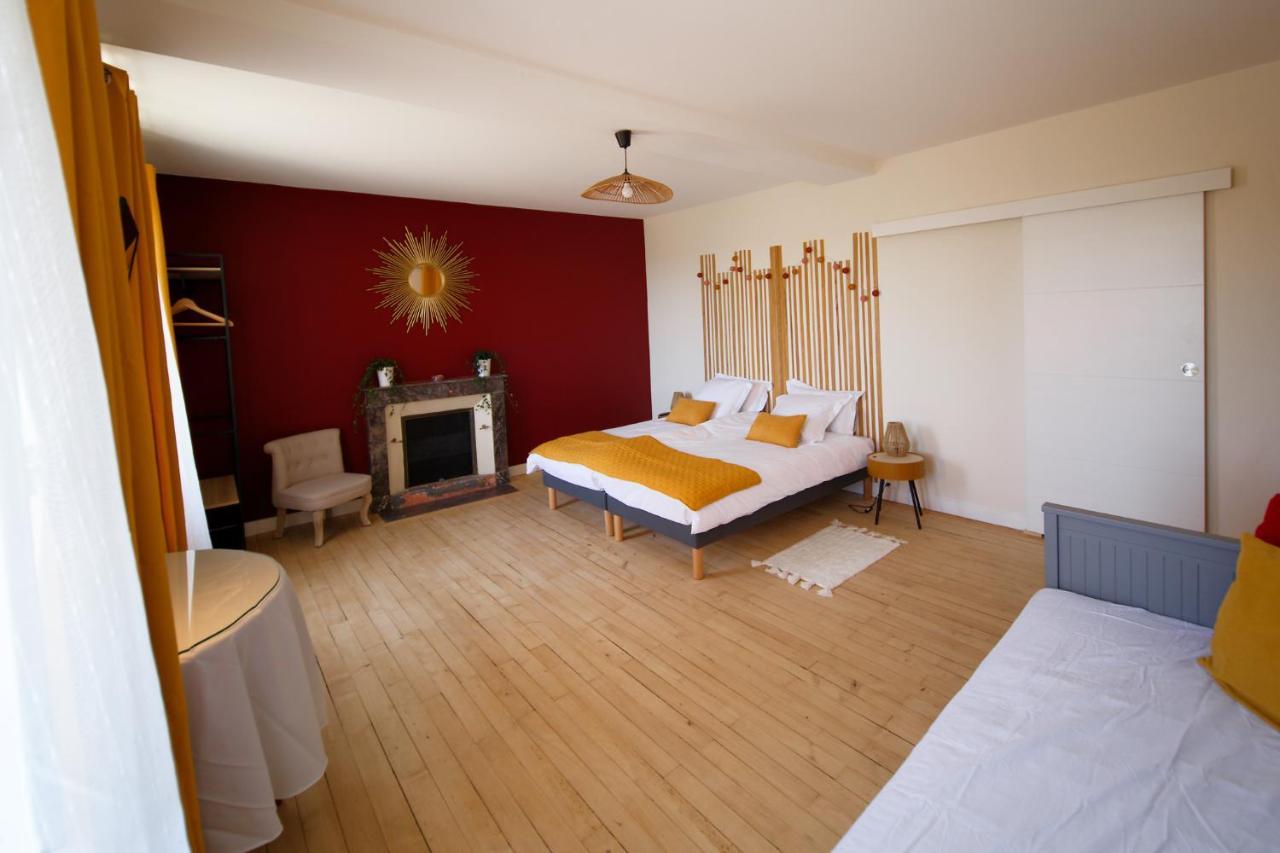 Les Chambres De La Vallee Argentonnay Exterior photo